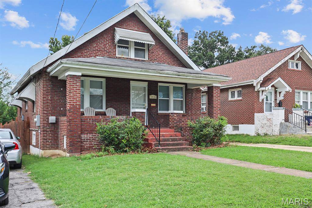 6420 Glenmore AVE, Uplands Park, MO 63121