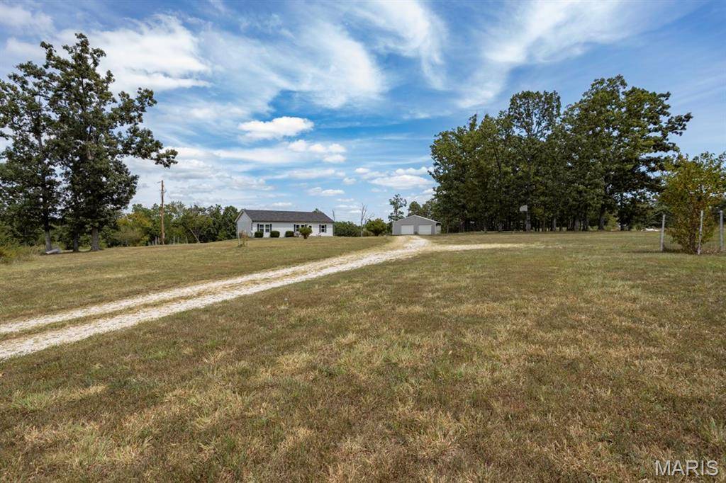 25200 Raleigh RD, Waynesville, MO 65583