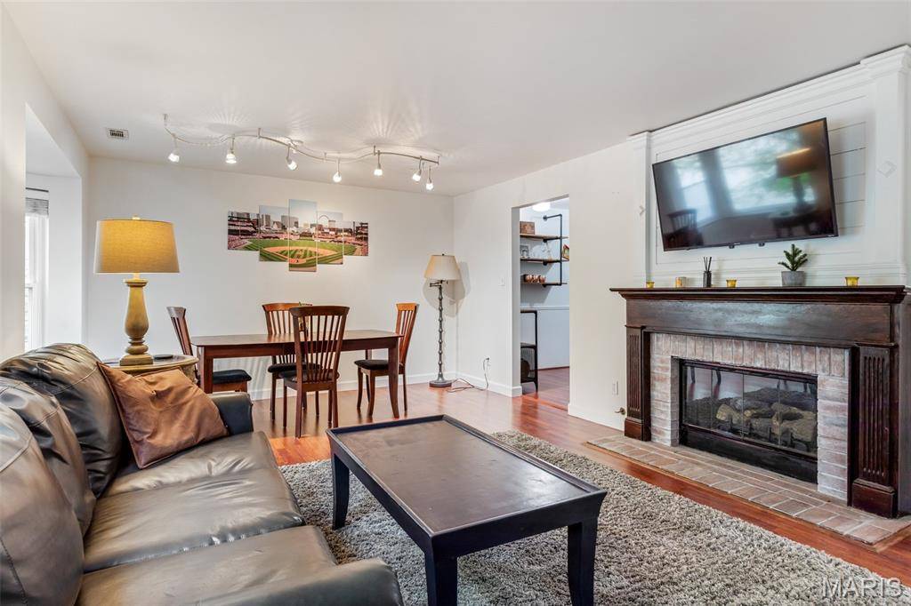 2632 Park AVE #2632, St Louis, MO 63104