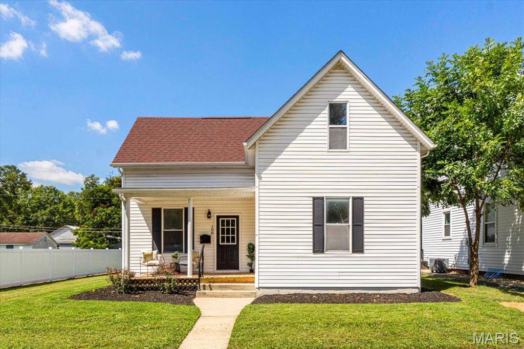 108 S Vine ST, Freeburg, IL 62243