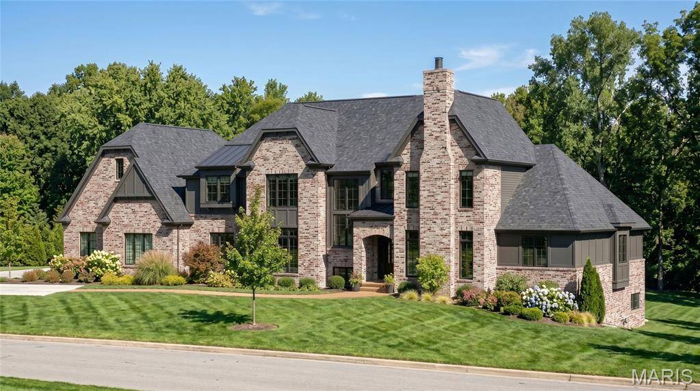 1 TBB Hawthorne I @ Ballas Ridge, Des Peres, MO 63131