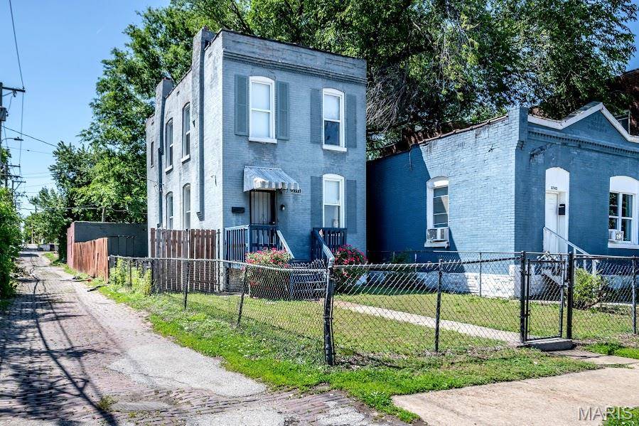 3745 Pennsylvania AVE, St Louis, MO 63118
