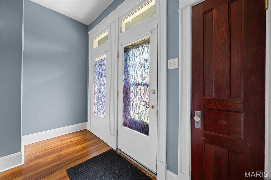 6321 Alabama AVE, St Louis, MO 63111