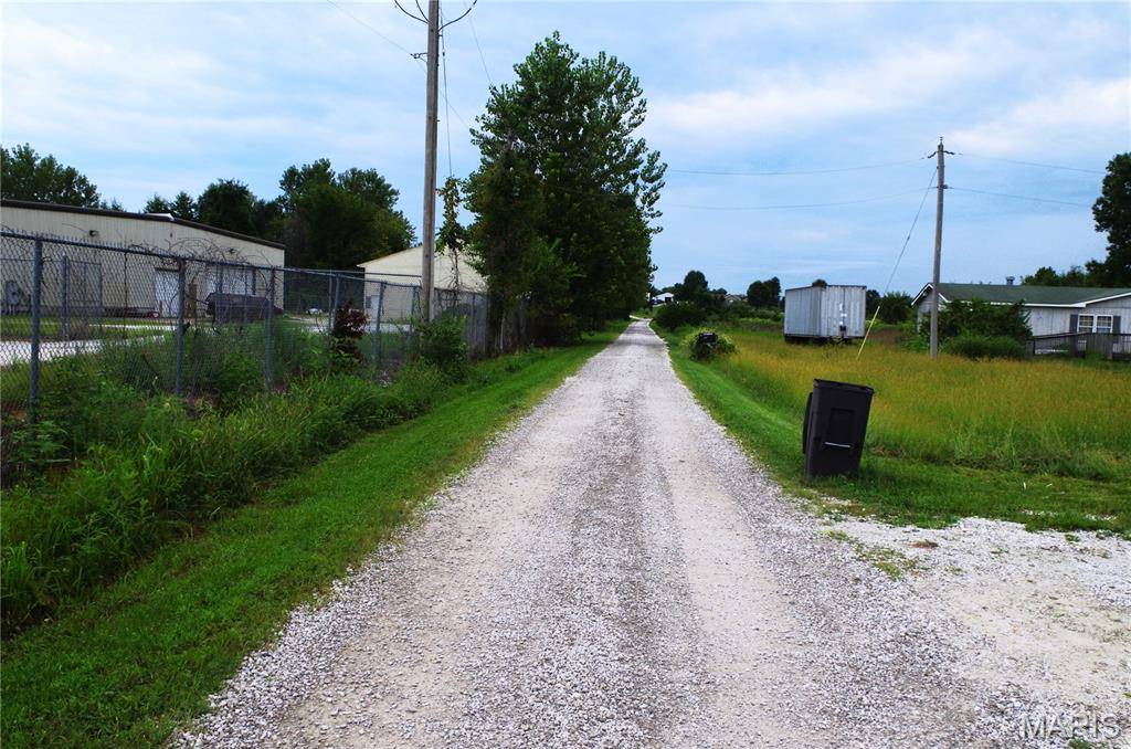 211 Majestic LN, Moscow Mills, MO 63362