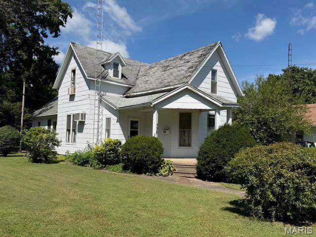 556 S Spruce ST, Nokomis, IL 62075