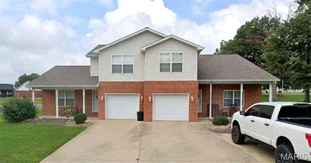 205 Walnut ST, Bartelso, IL 62218