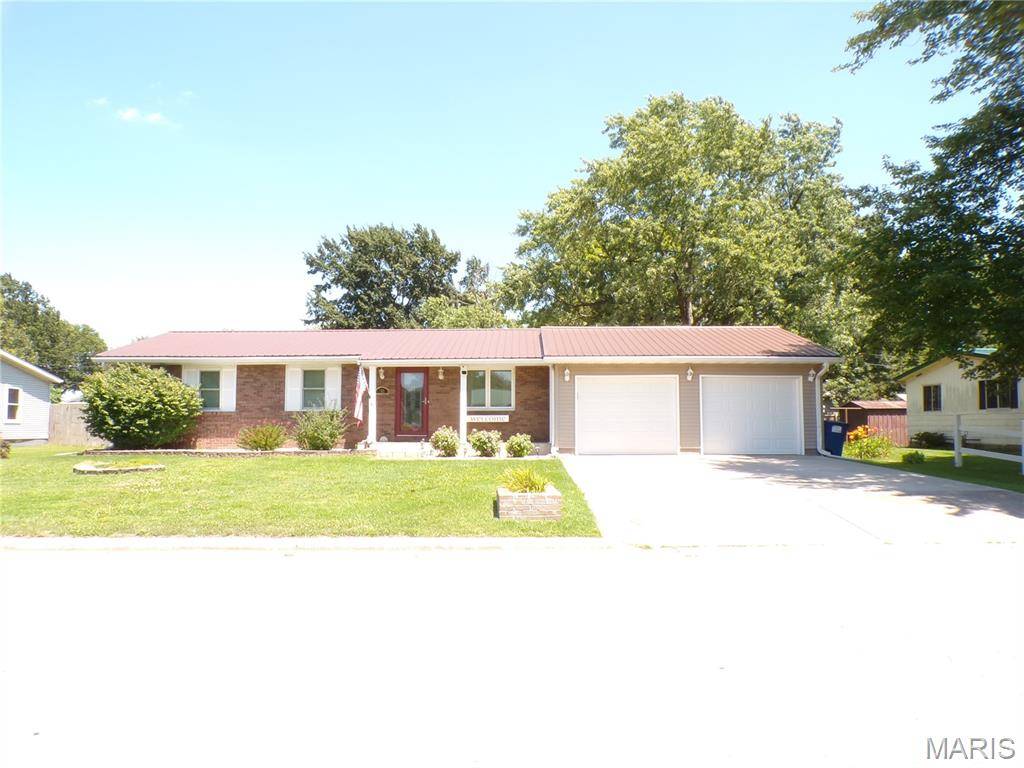 712 N James ST, Sparta, IL 62286