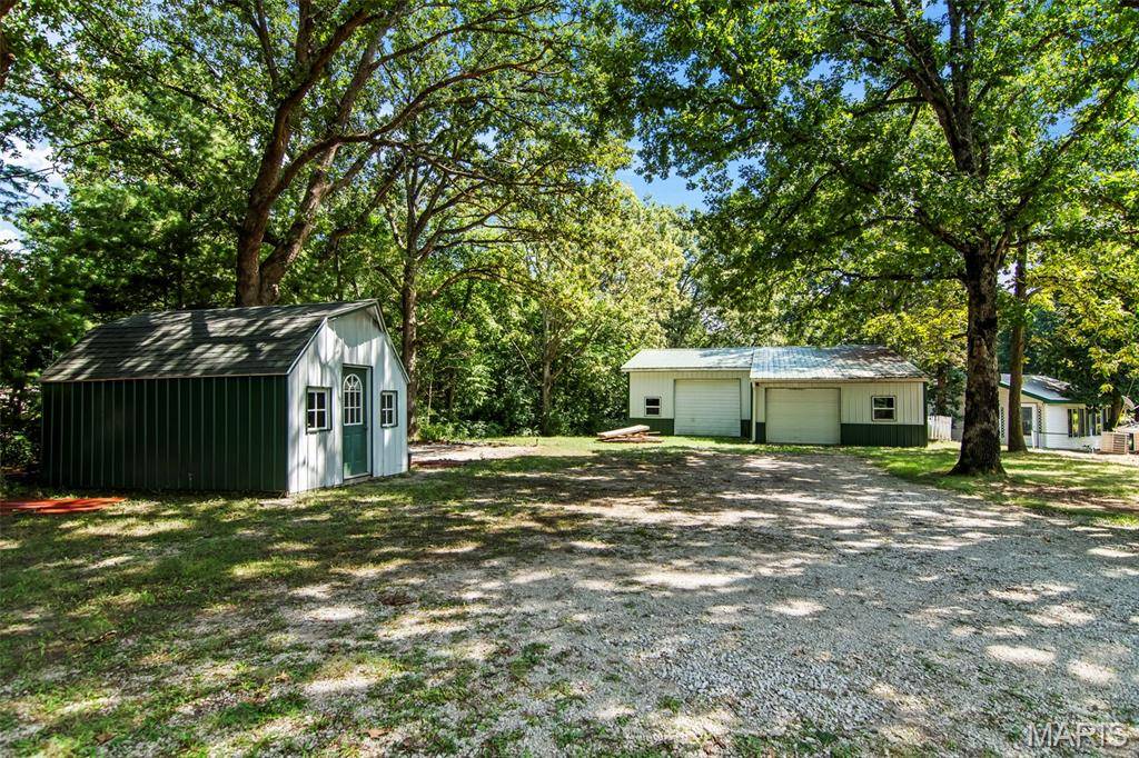 10292 Old Litchfield TRL, Litchfield, IL 62056