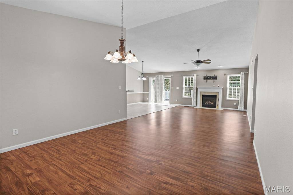 3240 Jared DR, Swansea, IL 62226