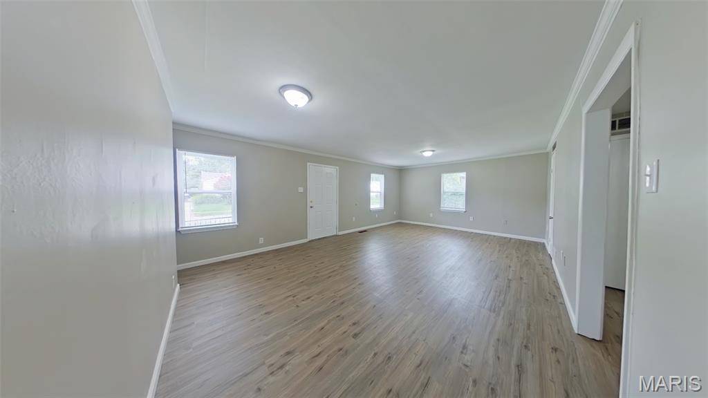 424 Shirley AVE, St Louis, MO 63135