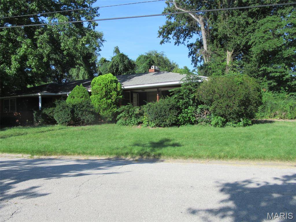 2312 Gillis ST, Alton, IL 62002