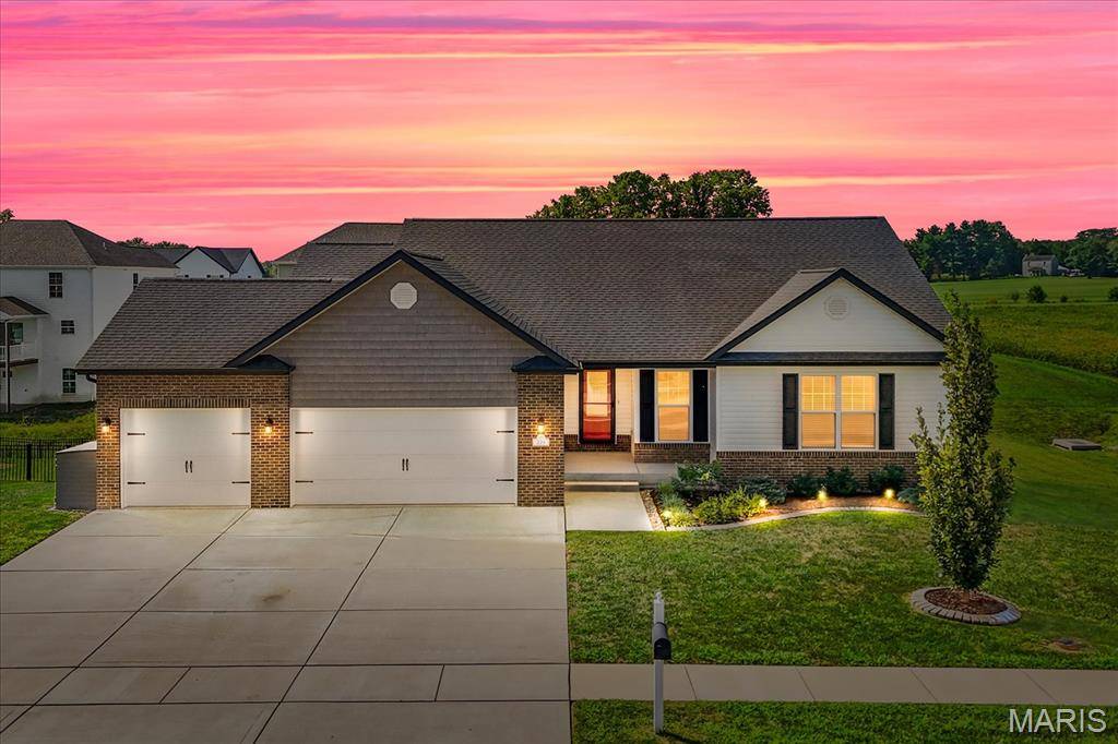 625 Monarch DR, O'fallon, IL 62269