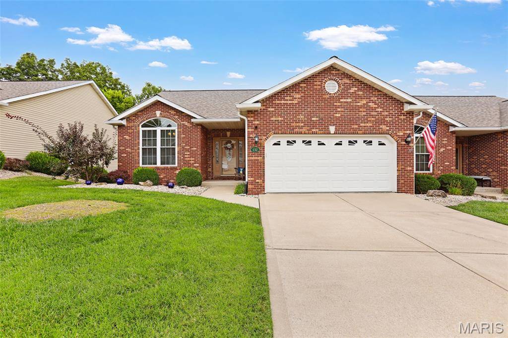 132 Briar Ridge, Maryville, IL 62234