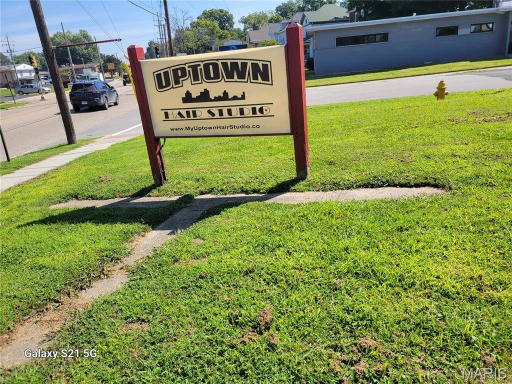 800 Saint Louis RD, Collinsville, IL 62234