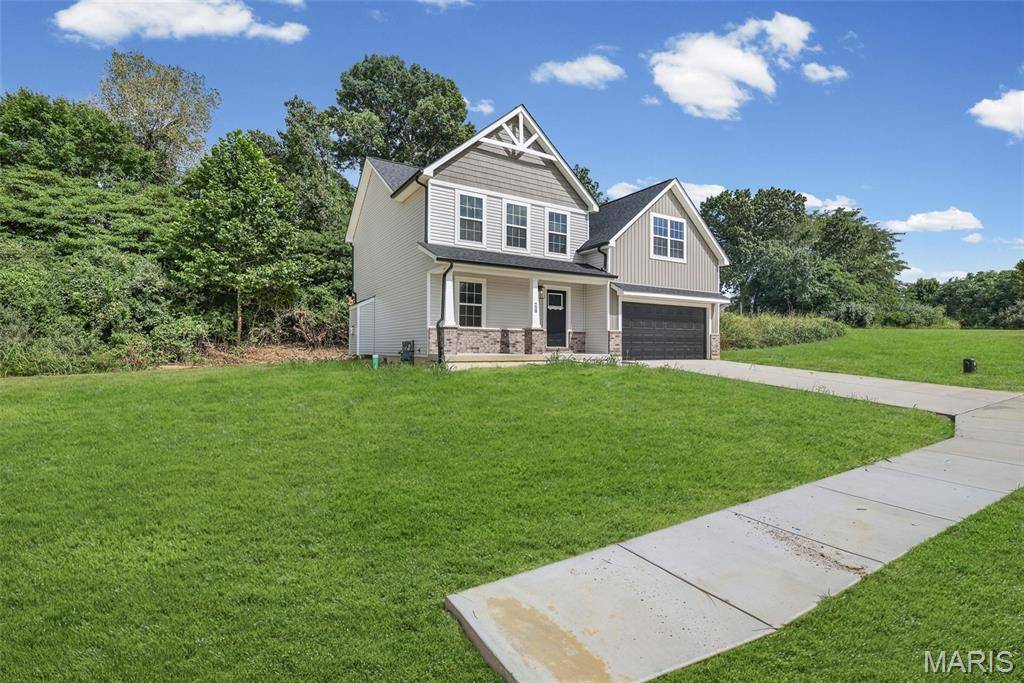 208 Bunkum Woods DR, Fairview Heights, IL 62208