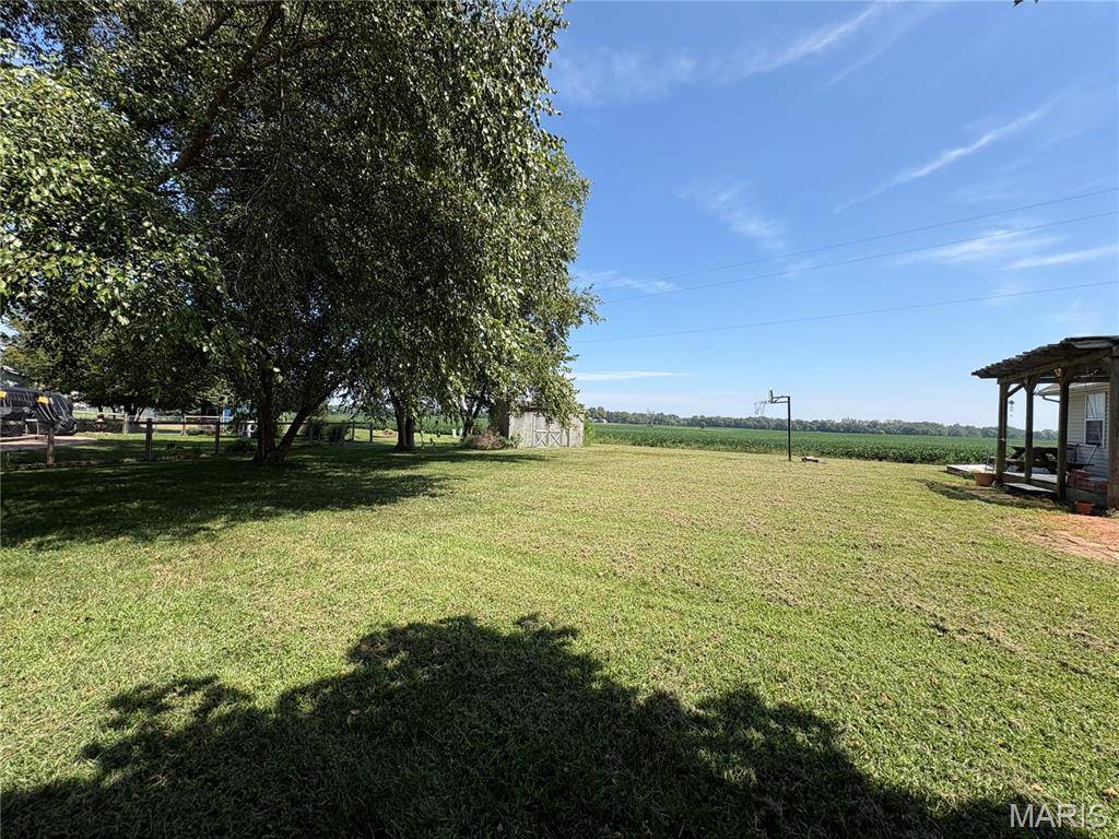 306 Jo Mar AVE, Smithton, IL 62285