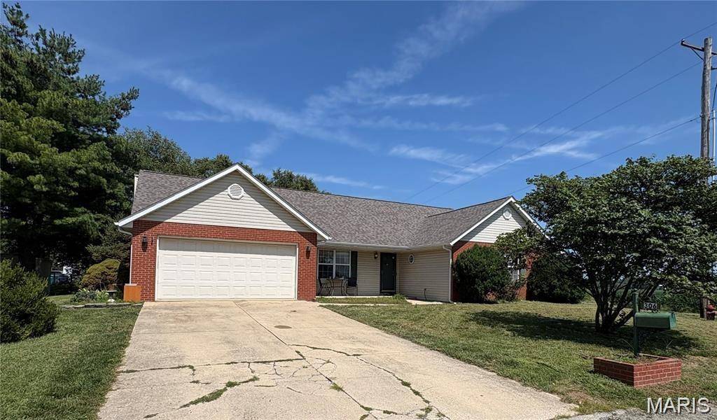 306 Jo Mar AVE, Smithton, IL 62285