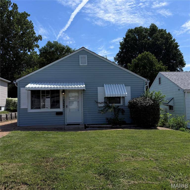 1322 Kraft ST, St Louis, MO 63139