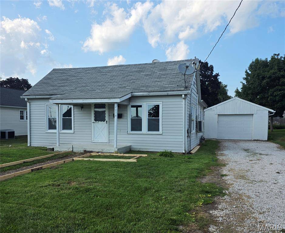 205 Leonard AVE, Jerseyville, IL 62052