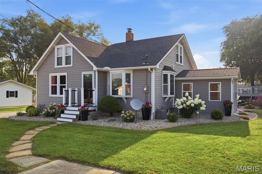 994 Main ST, Pocahontas, IL 62275