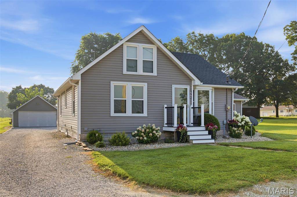 994 Main ST, Pocahontas, IL 62275