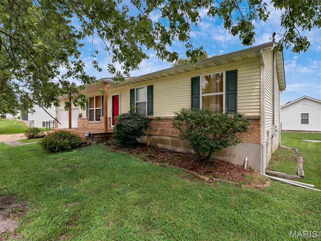 610 Falcon DR, Sullivan, MO 63080