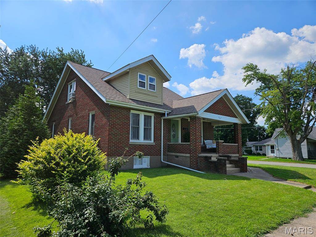 907 N Sparta ST, Steeleville, IL 62288