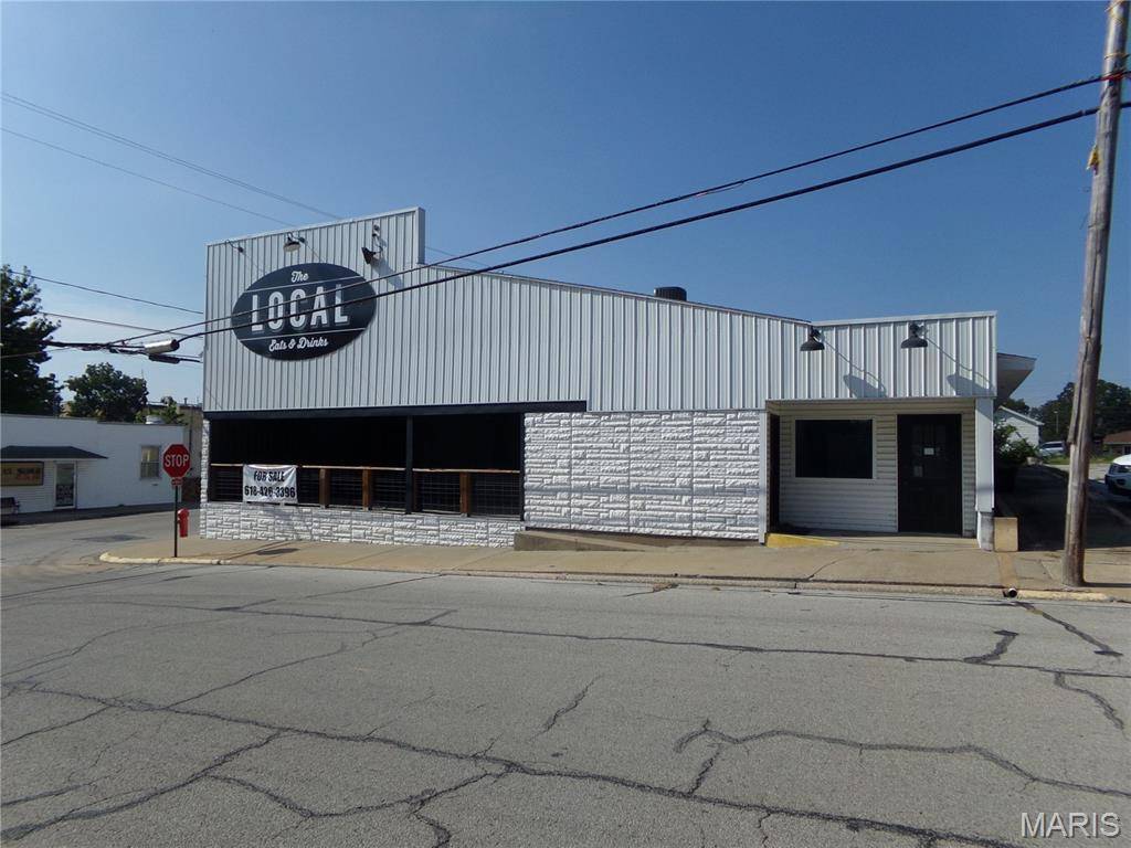 101 E Main ST, Steeleville, IL 62288