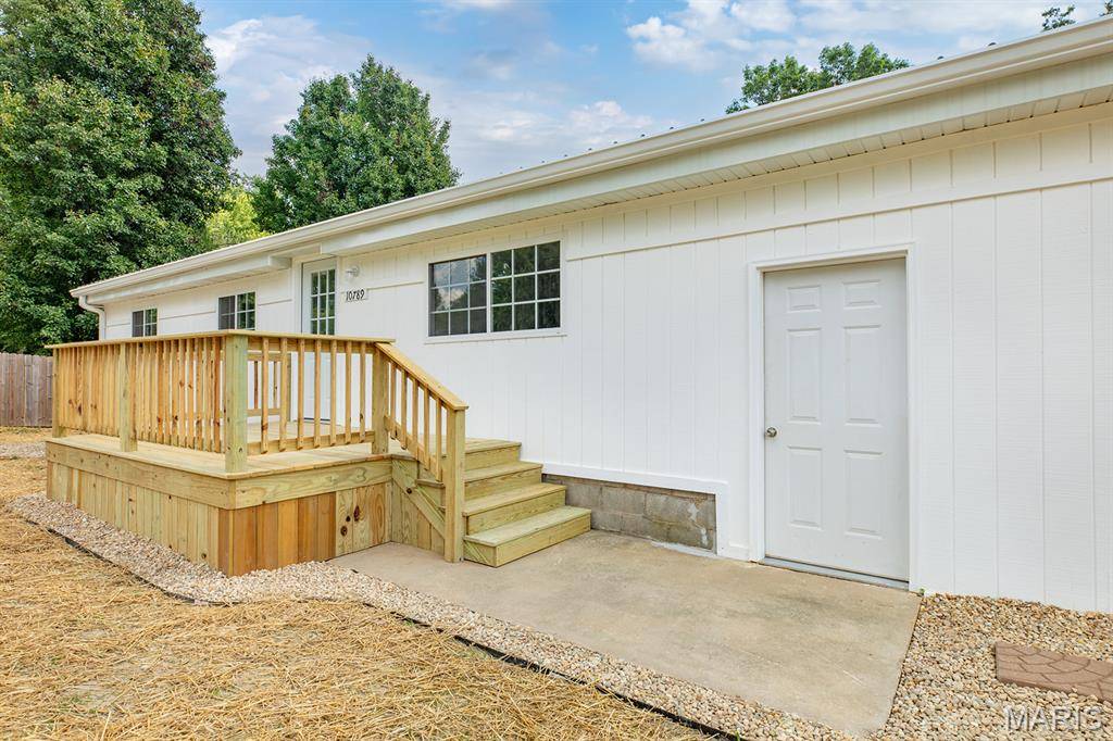 10789 Oak ST, Bunker Hill, IL 62014