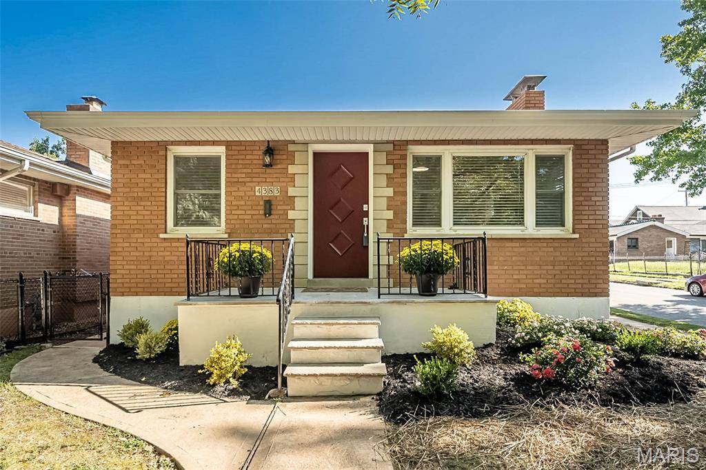 4383 Holly Hills BLVD, St Louis, MO 63116
