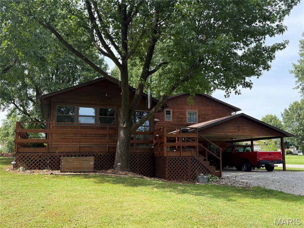 806 Charles CT, Steeleville, IL 62288