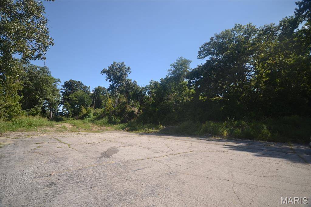 308 Old State Route 3, Columbia, IL 62236