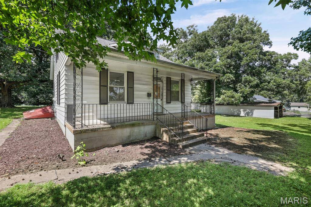 215 N Herman ST, Lebanon, IL 62254
