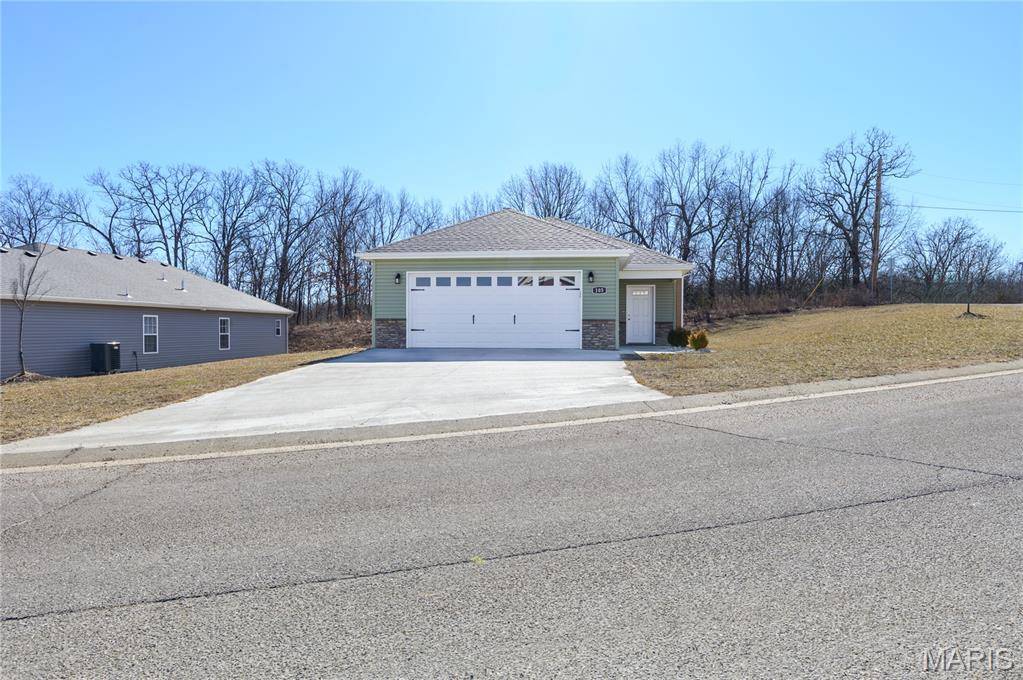 105 Daniels CT, St Robert, MO 65584