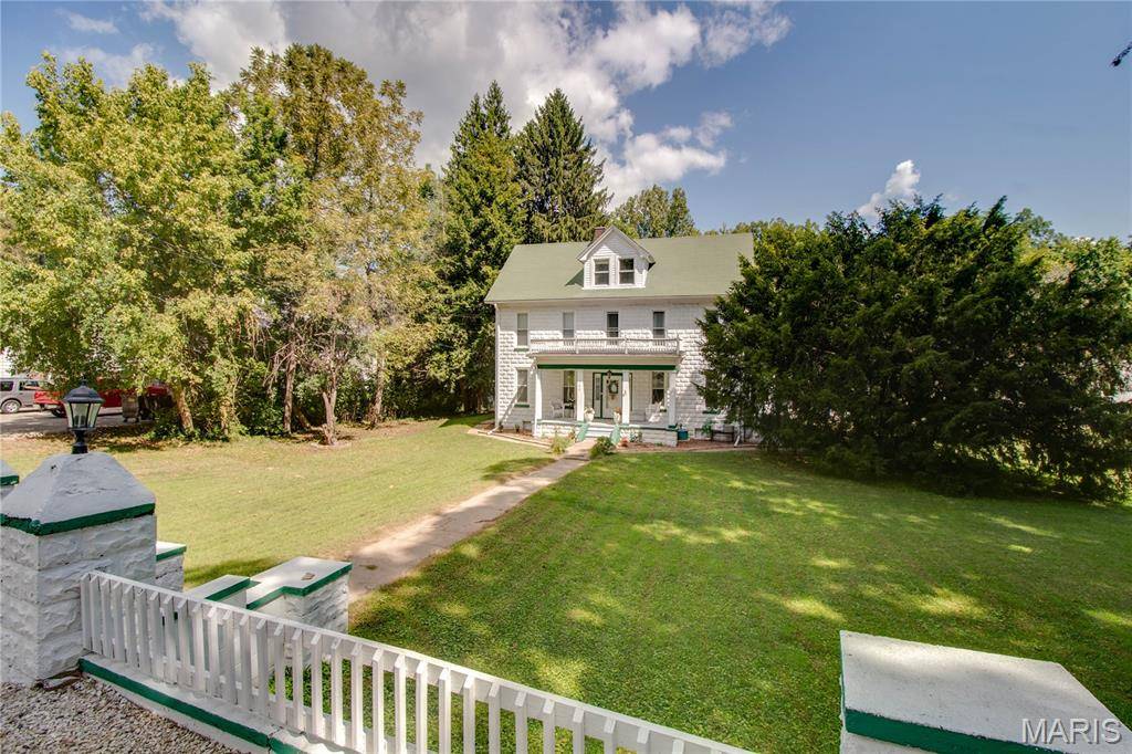 702 W Main ST, Hardin, IL 62047