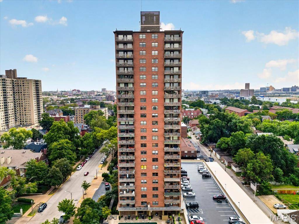 4466 W Pine BLVD #14C, St Louis, MO 63108