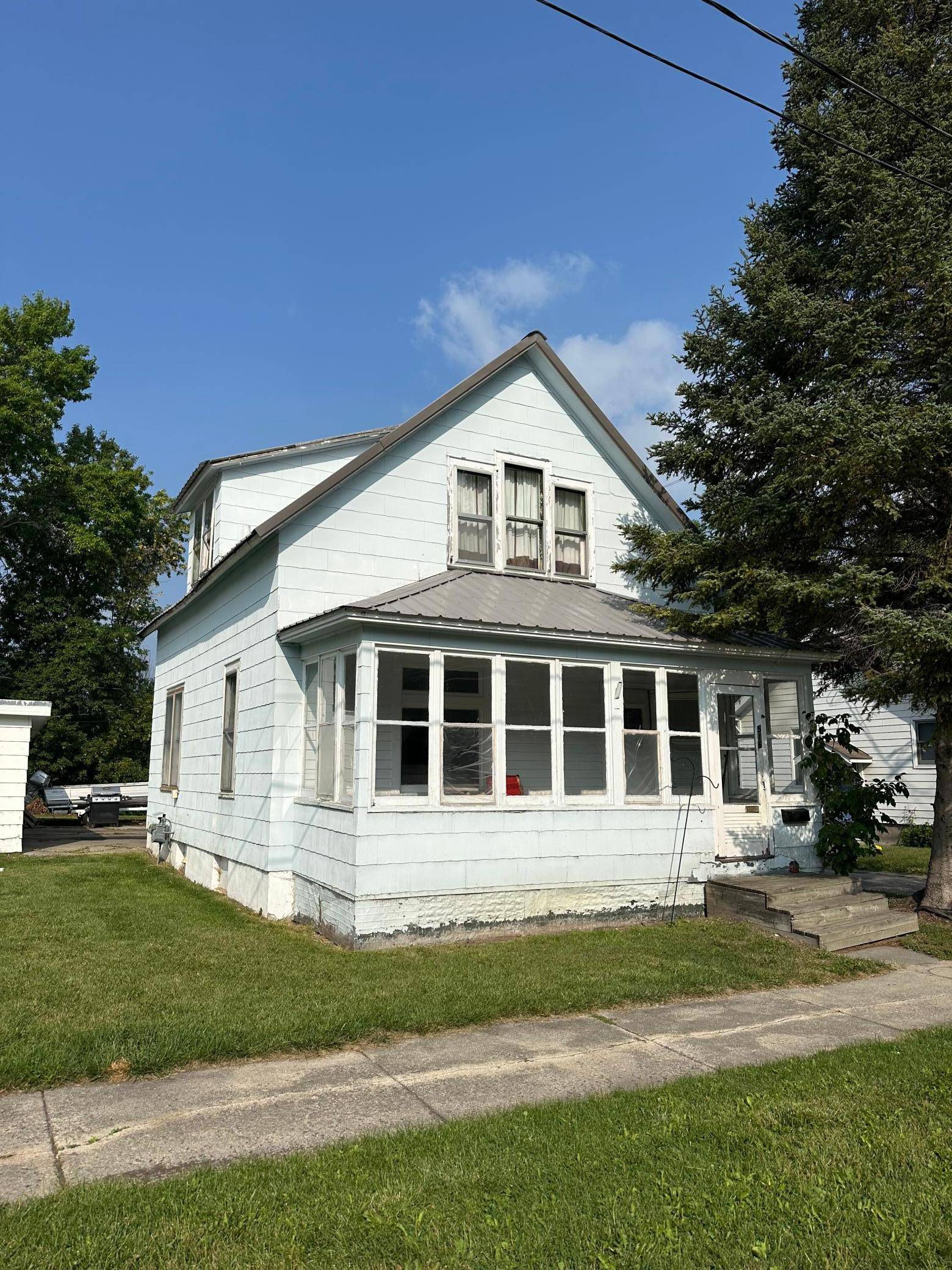 516 7th AVE, International Falls, MN 56649