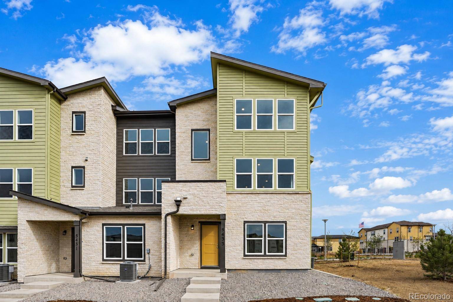 24141 E 54th PL, Aurora, CO 80019
