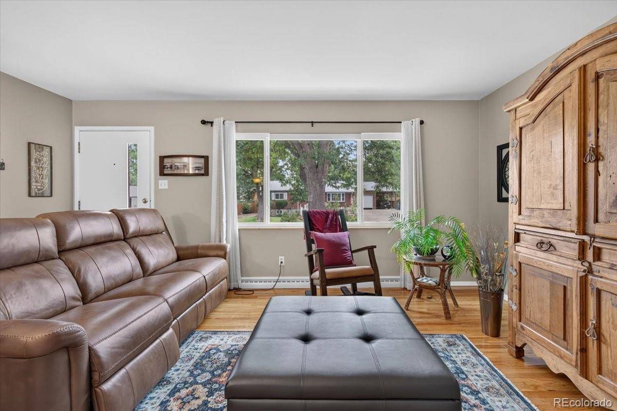 719 S Swadley ST, Denver, CO 80228