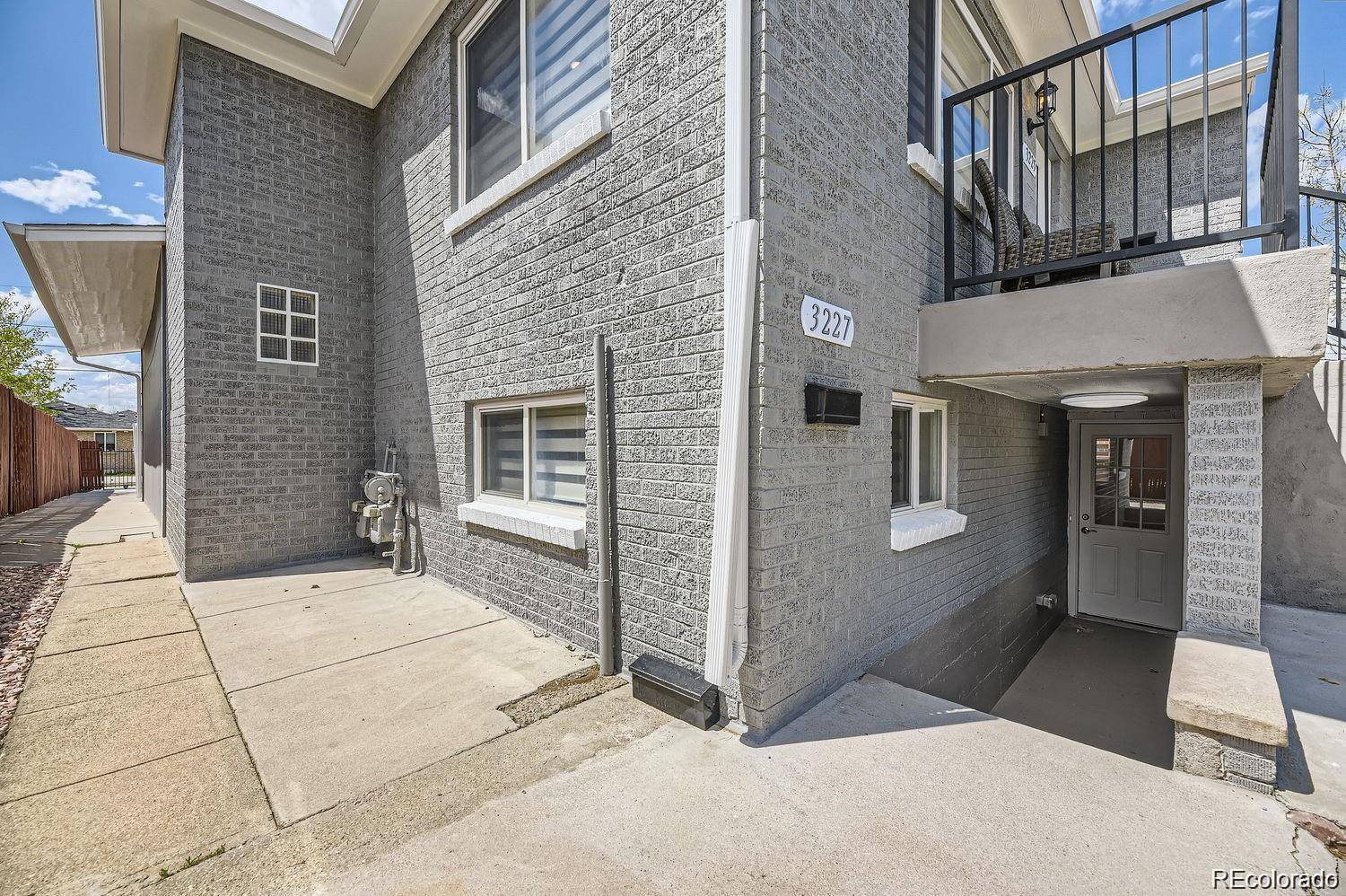 3227 N Steele ST, Denver, CO 80205