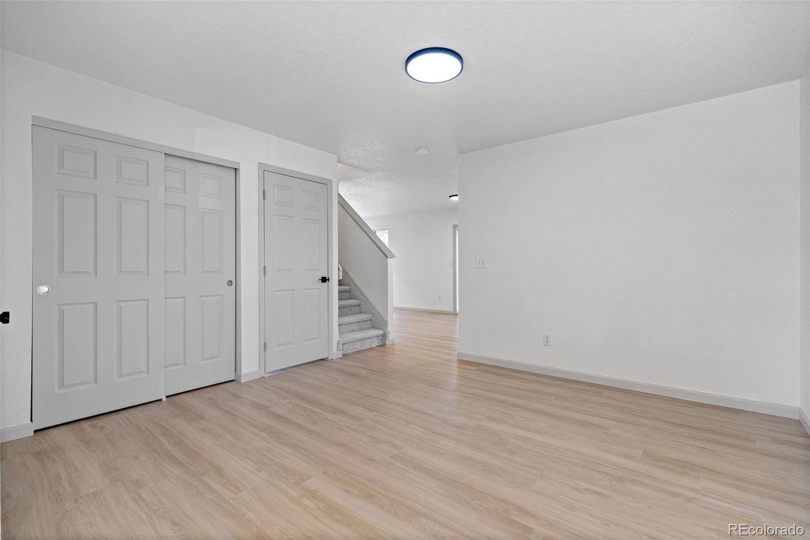 4215 S Ireland CT, Aurora, CO 80013