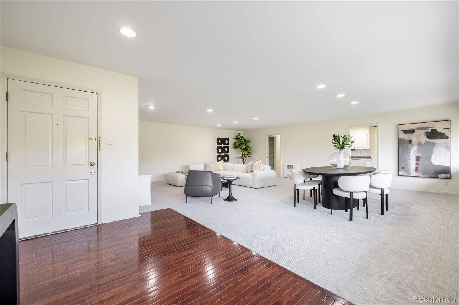 2205 S Holly ST #5, Denver, CO 80222