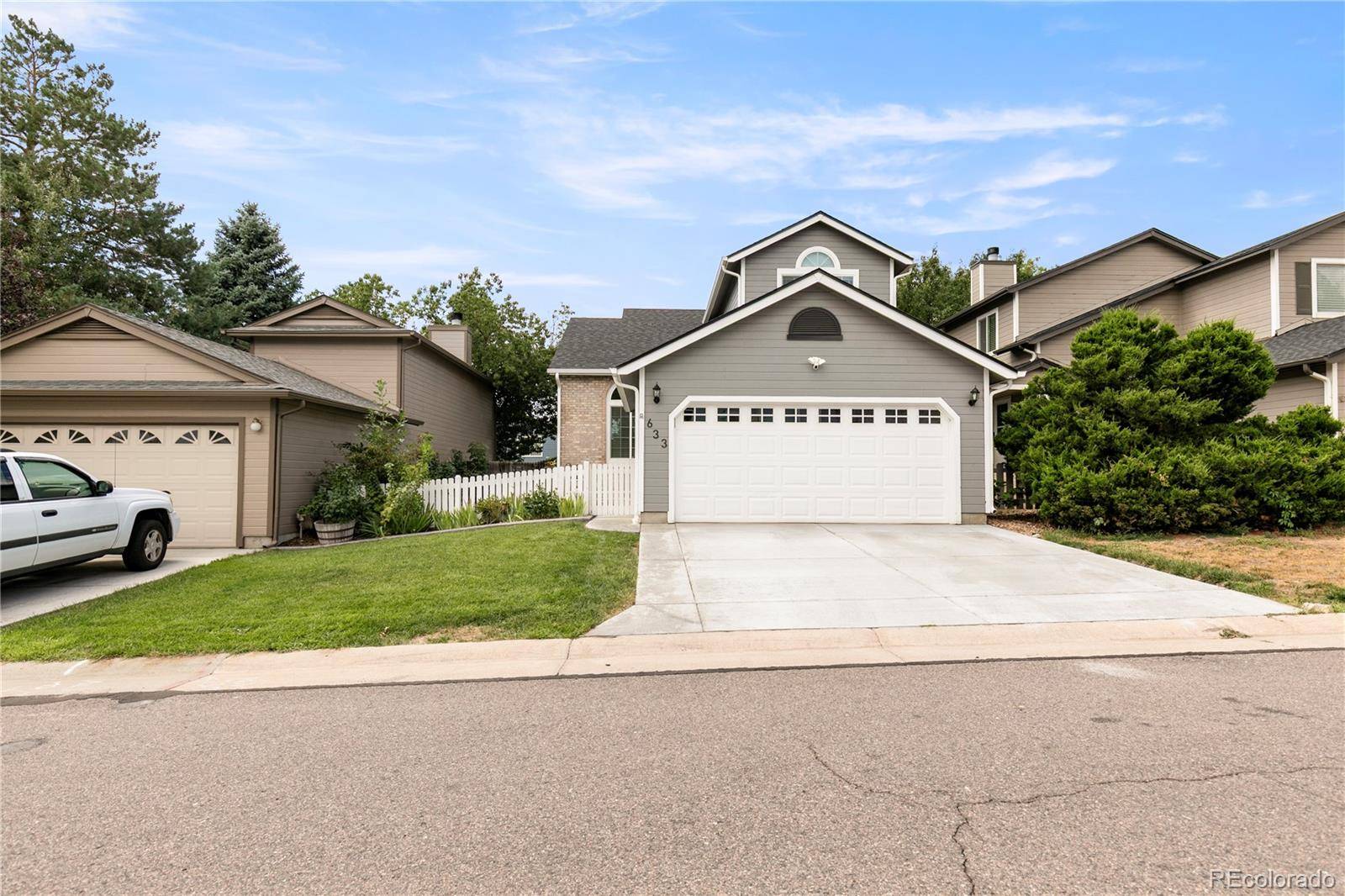 633 Walden CT, Littleton, CO 80126