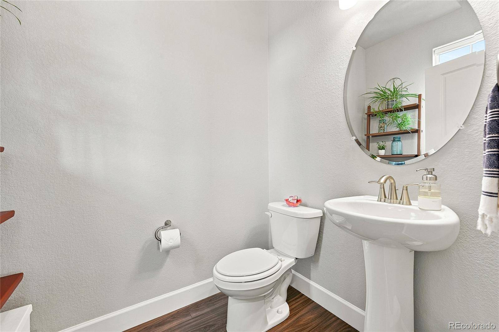 8281 Hunts Peak ST, Littleton, CO 80125
