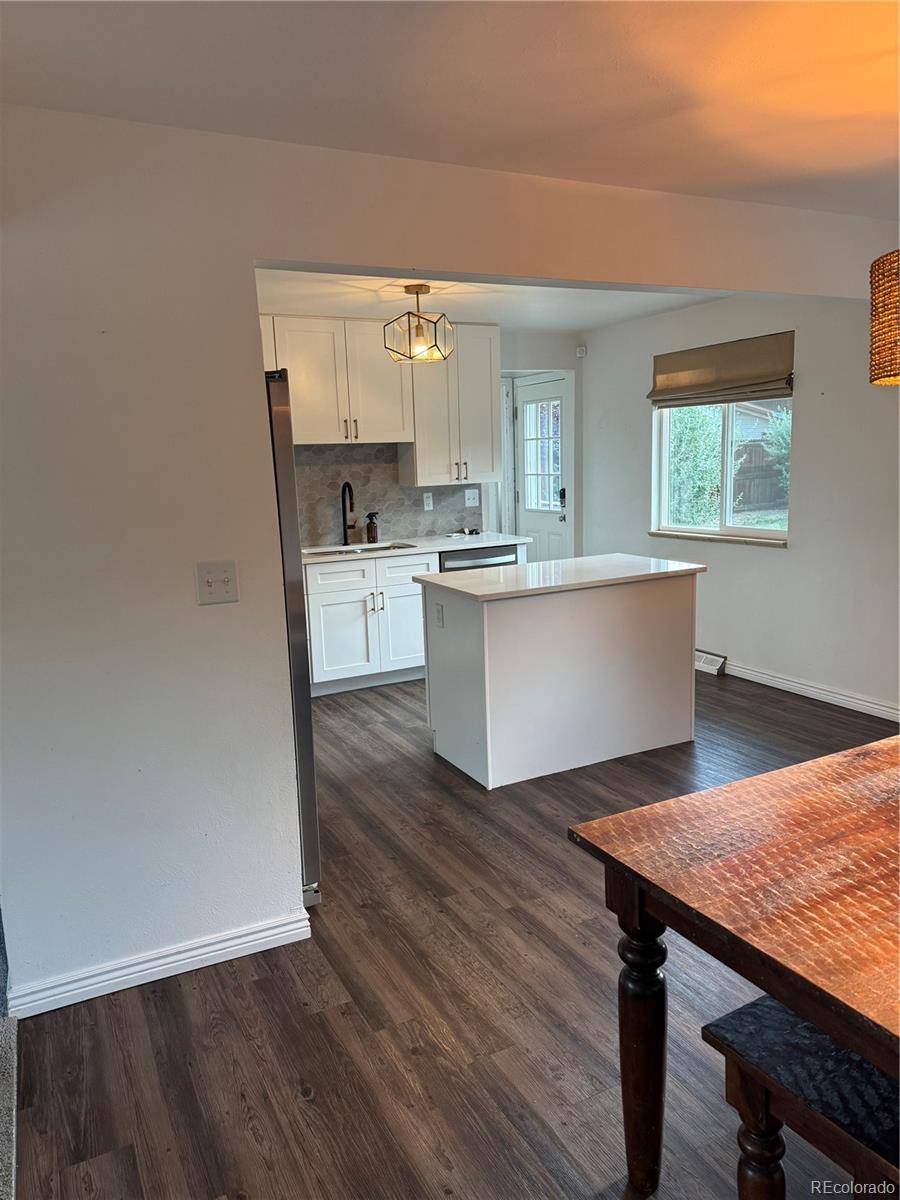6090 S Sterne Pkwy, Littleton, CO 80120