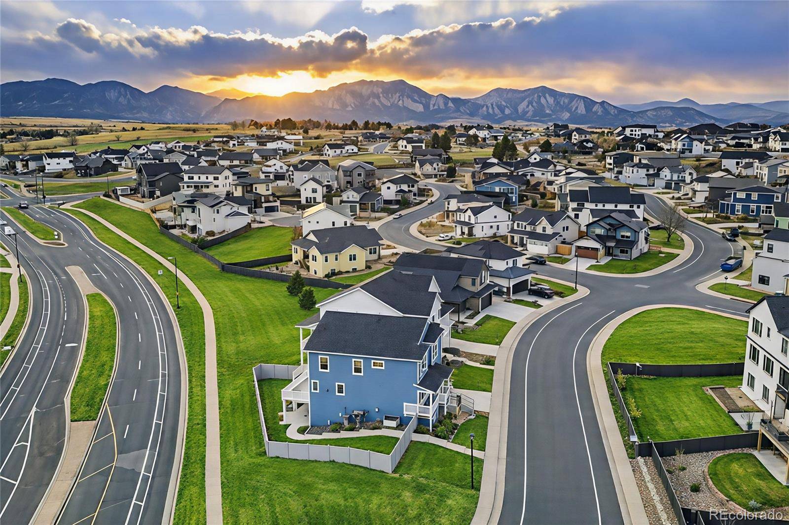900 Eldorado LN, Louisville, CO 80027