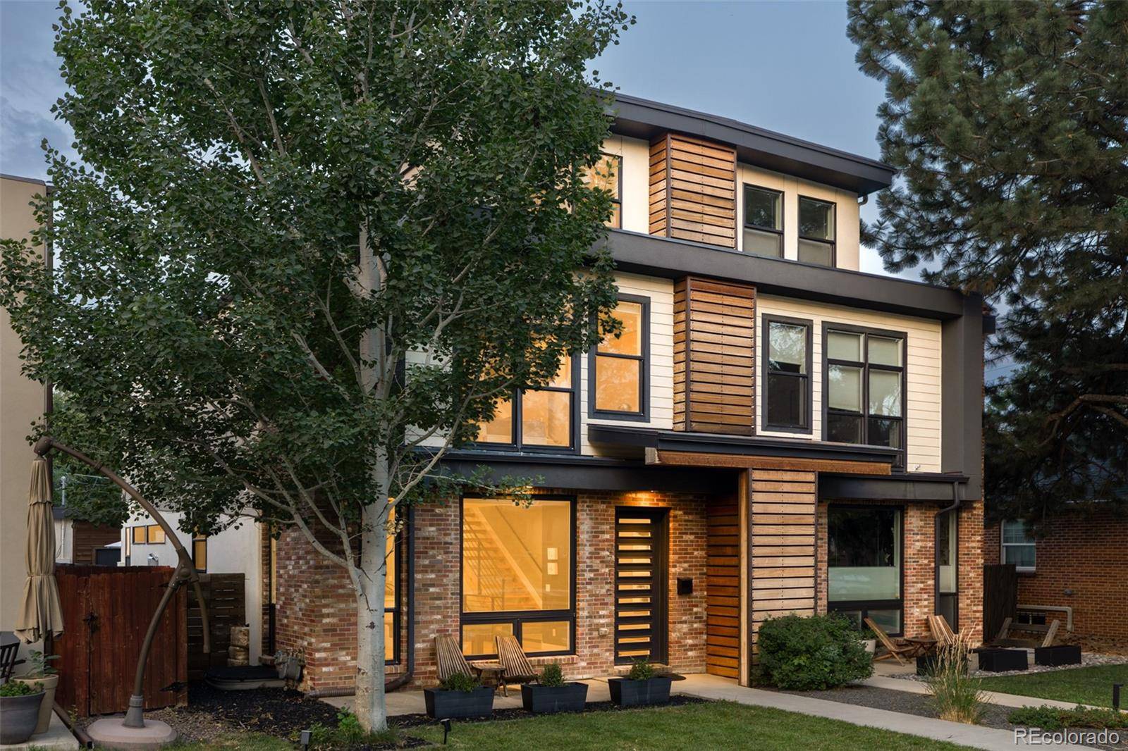 2712 Irving ST, Denver, CO 80211