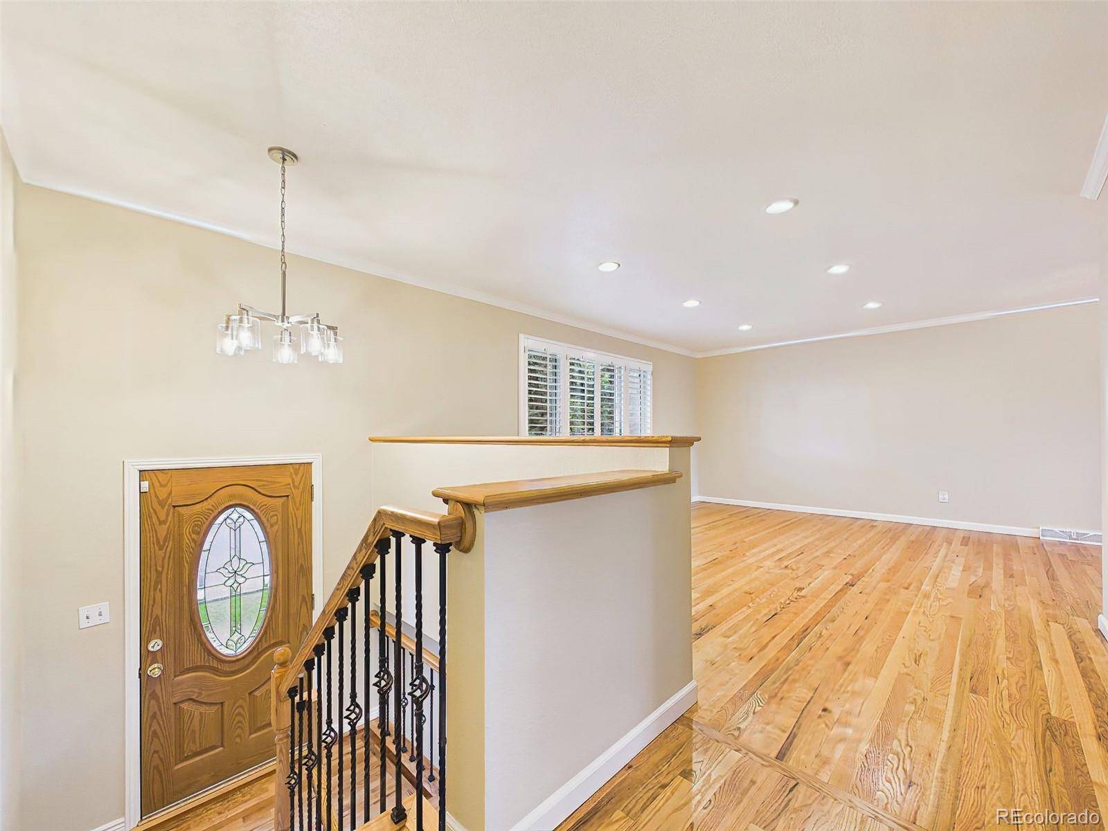 1509 Lyle DR, Colorado Springs, CO 80915