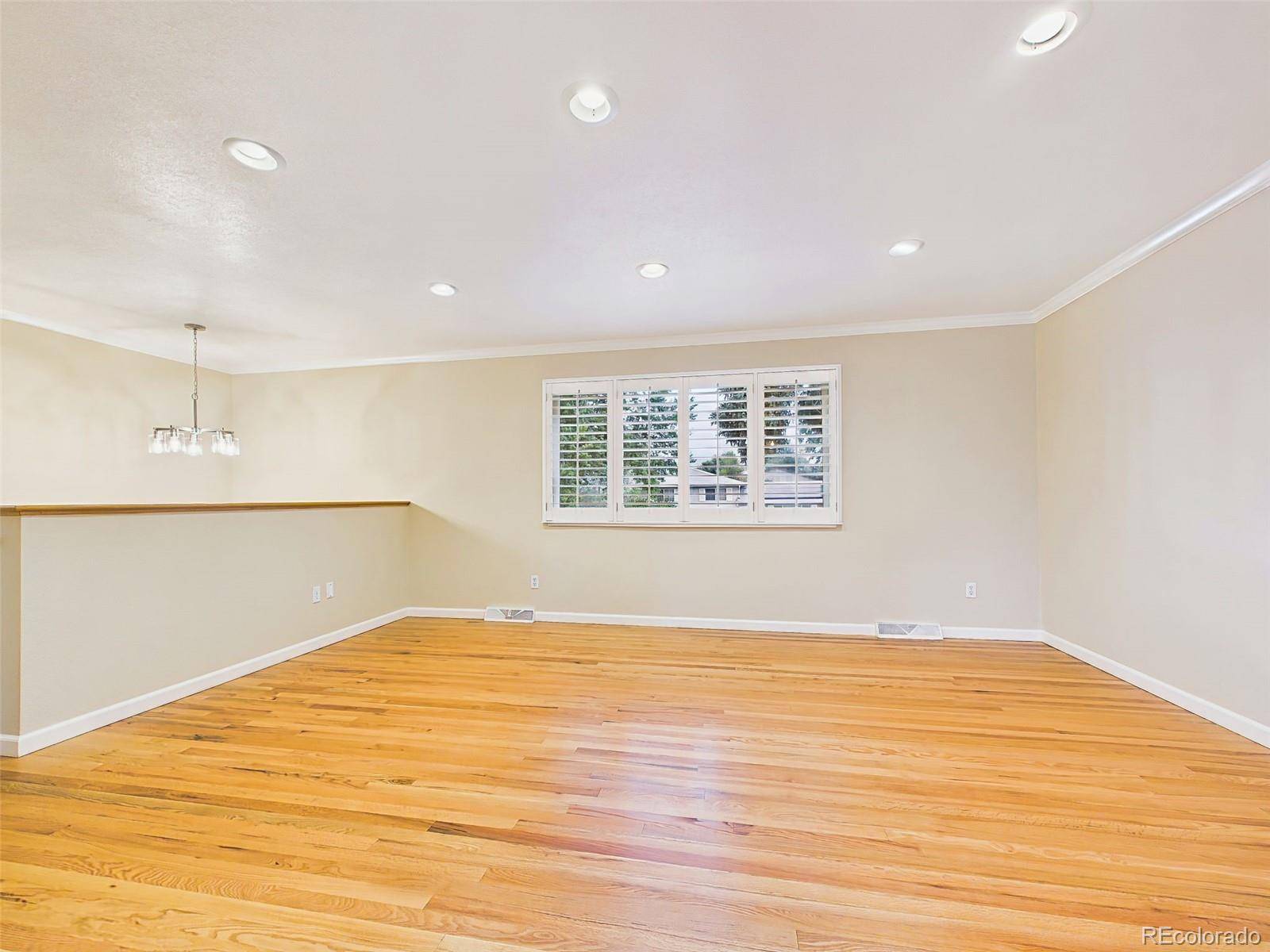 1509 Lyle DR, Colorado Springs, CO 80915