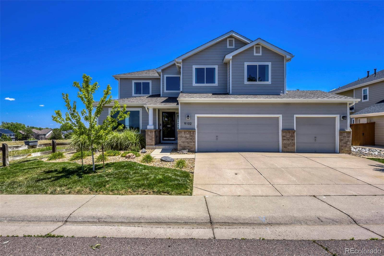 9102 White Pelican WAY, Littleton, CO 80126